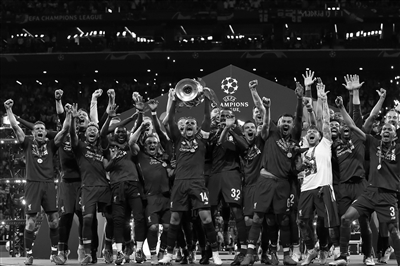 球星单节连拿12分