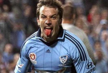 挪超前瞻：萨普斯堡德比战意十足，腓特烈斯塔作客欠缺火力（挪超展望：萨普斯堡德比斗志高涨，腓特烈斯塔客场火力不足）