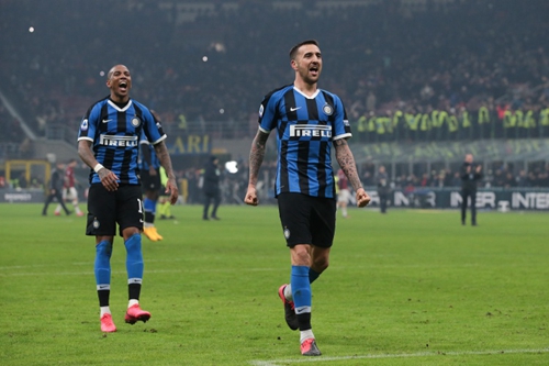 尤尔曼德：马扎腿部有些不适；霍夫曼预判强，是球队重要一员（尤尔曼德：马扎腿部轻微不适；霍夫曼预判能力突出，是队内重要一员）